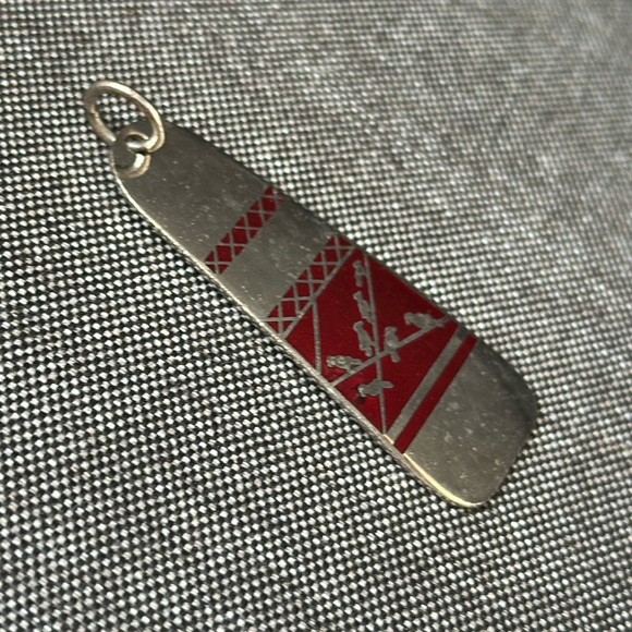 β€οΈVintage Signed Pendant - 7 Birds Silver & Red With Signature - Picture 5 of 8